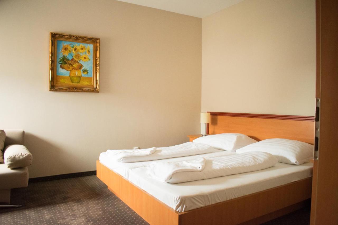 P4W Hotel Residence Szombathely Zewnętrze zdjęcie