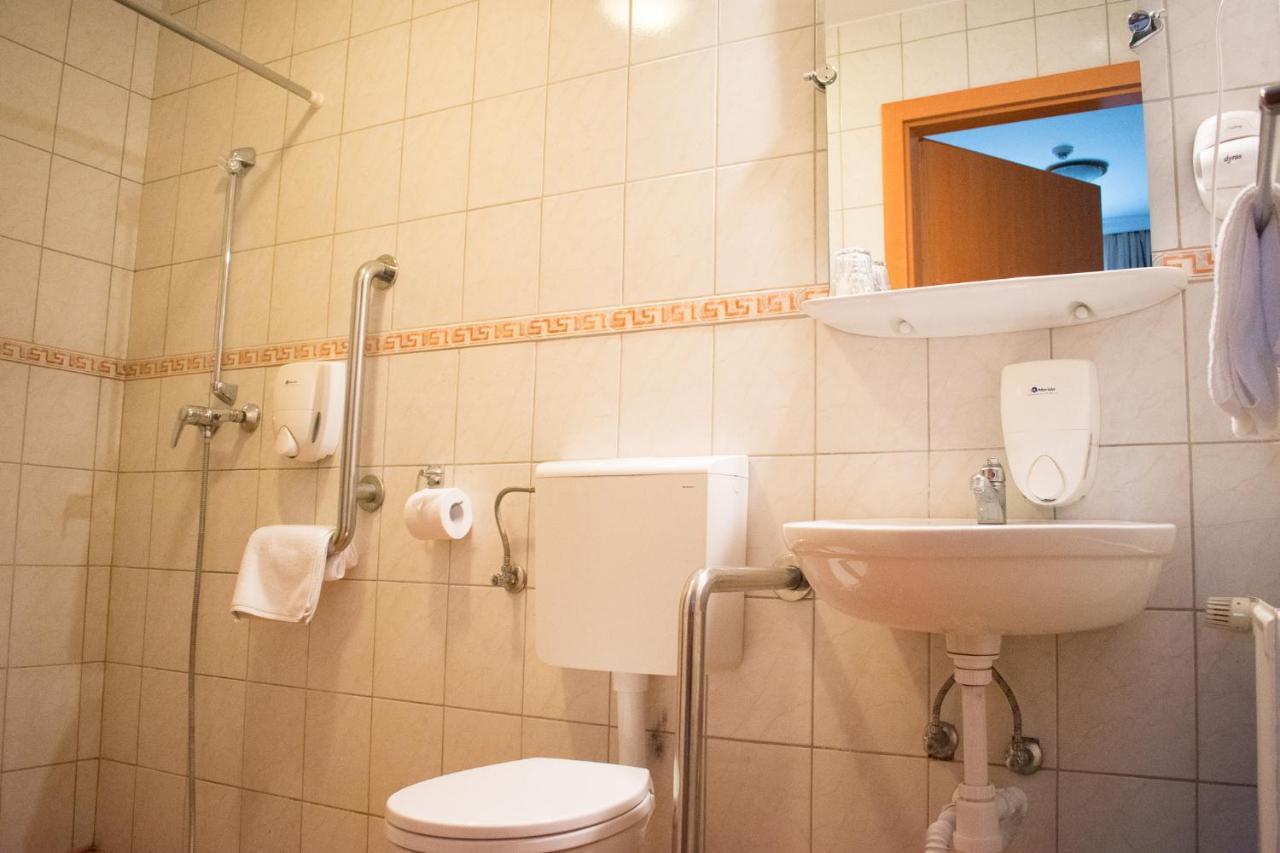 P4W Hotel Residence Szombathely Zewnętrze zdjęcie