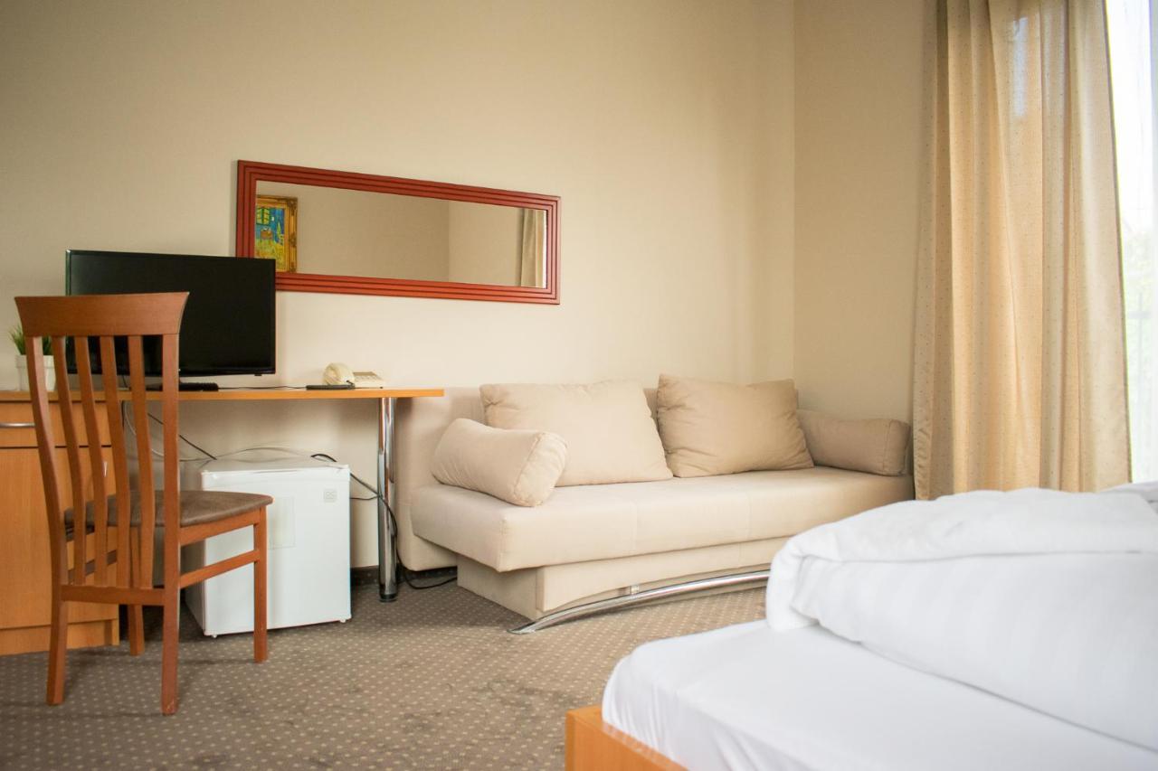 P4W Hotel Residence Szombathely Zewnętrze zdjęcie