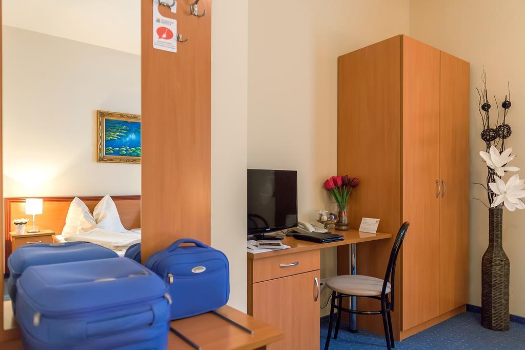 P4W Hotel Residence Szombathely Zewnętrze zdjęcie